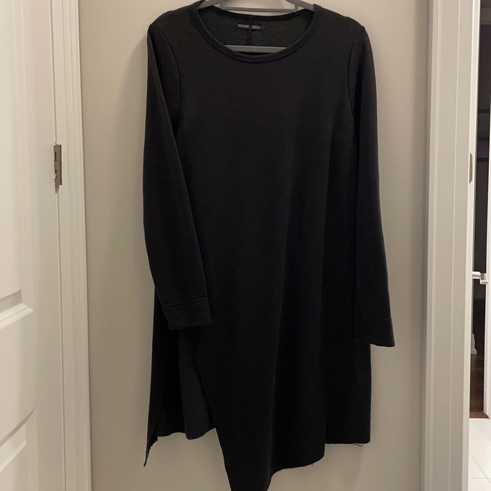 ZARA black asymmetrical hem long sleeve